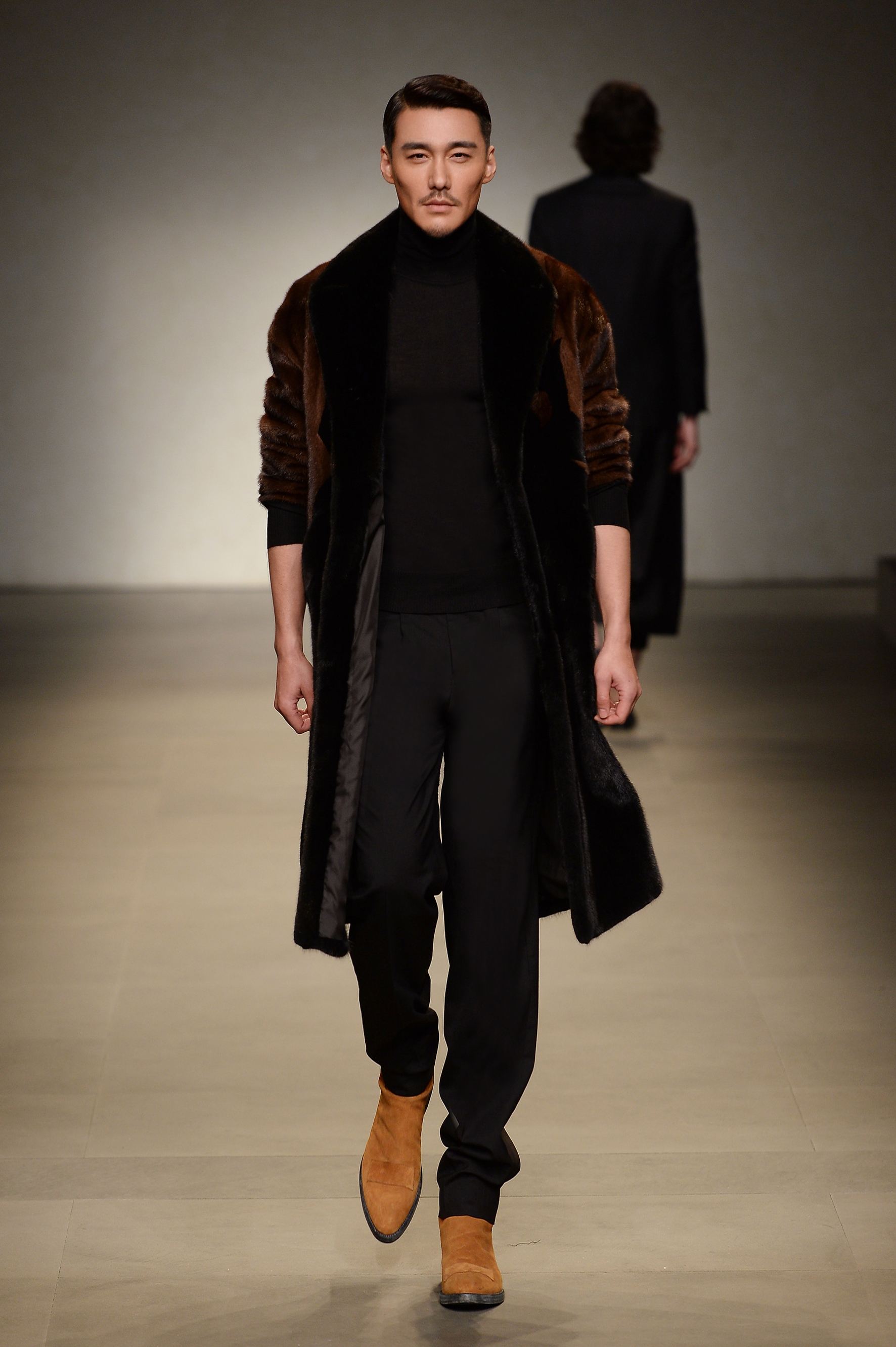 胡东个人资料简介(胡兵) - 散下步