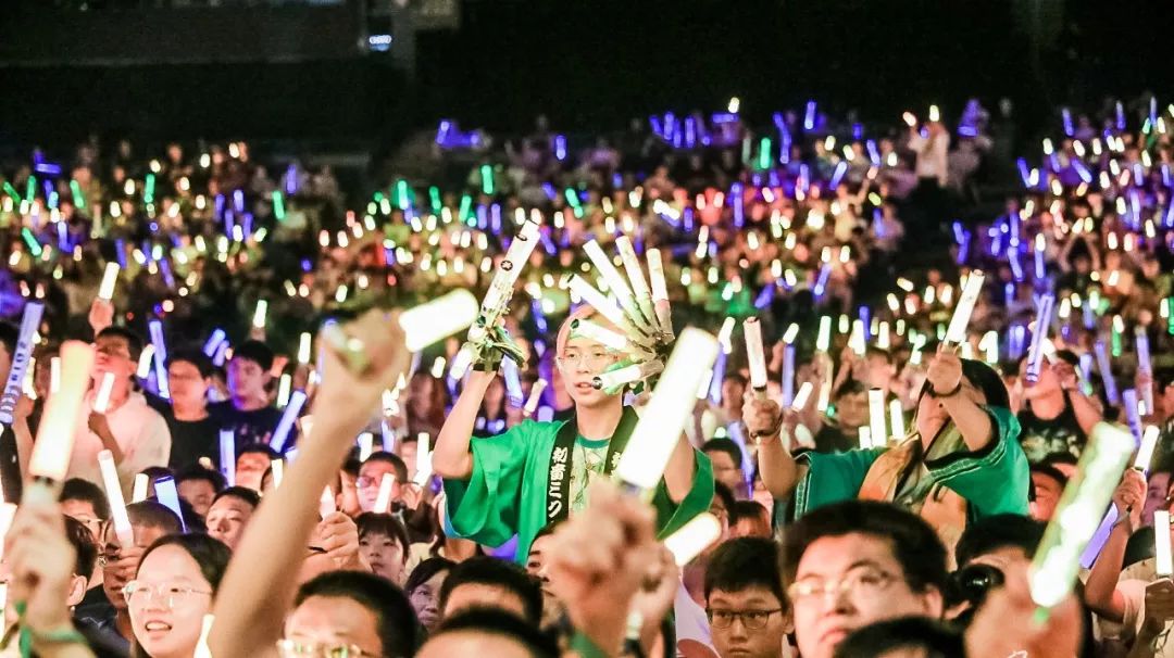 需缴纳2.99亿的郑爽，哪所大学毕业？影视院校会因整治难招生吗？