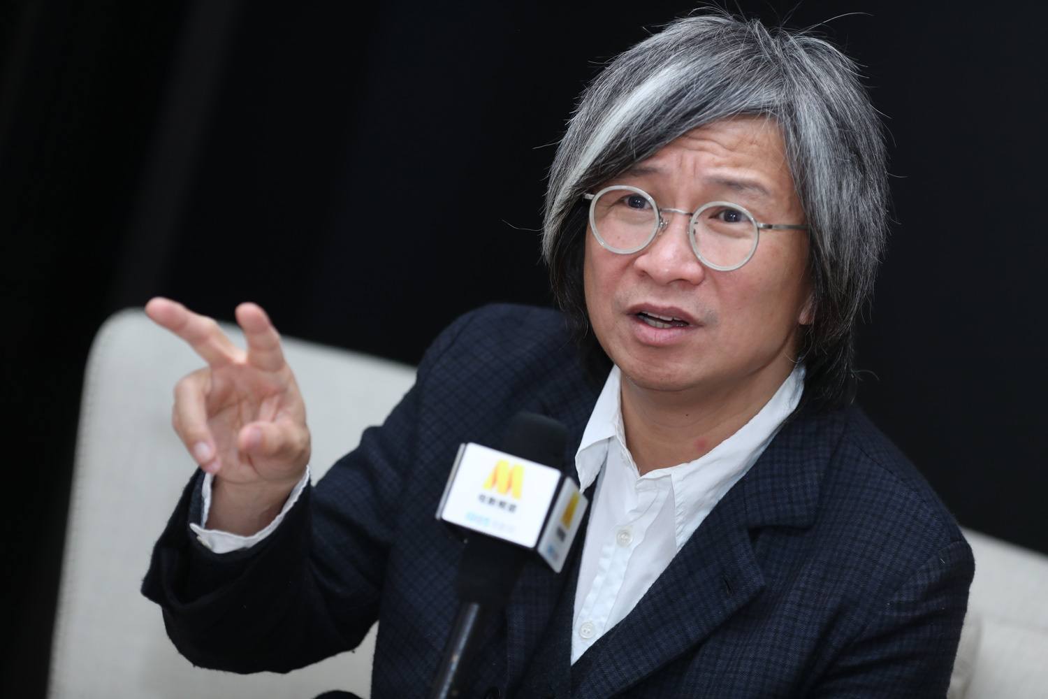 王石和田朴珺生了一个女儿,70老王终于喜当爹,网友兴奋了