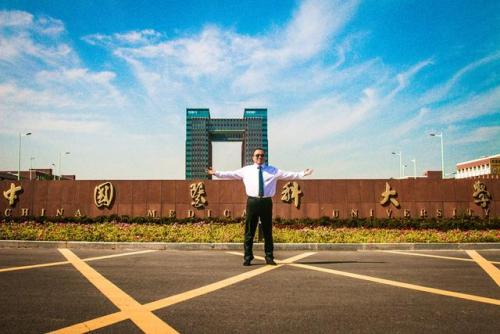 考生大地震！全国一卷理科遍地600分，考生哭诉：全完了