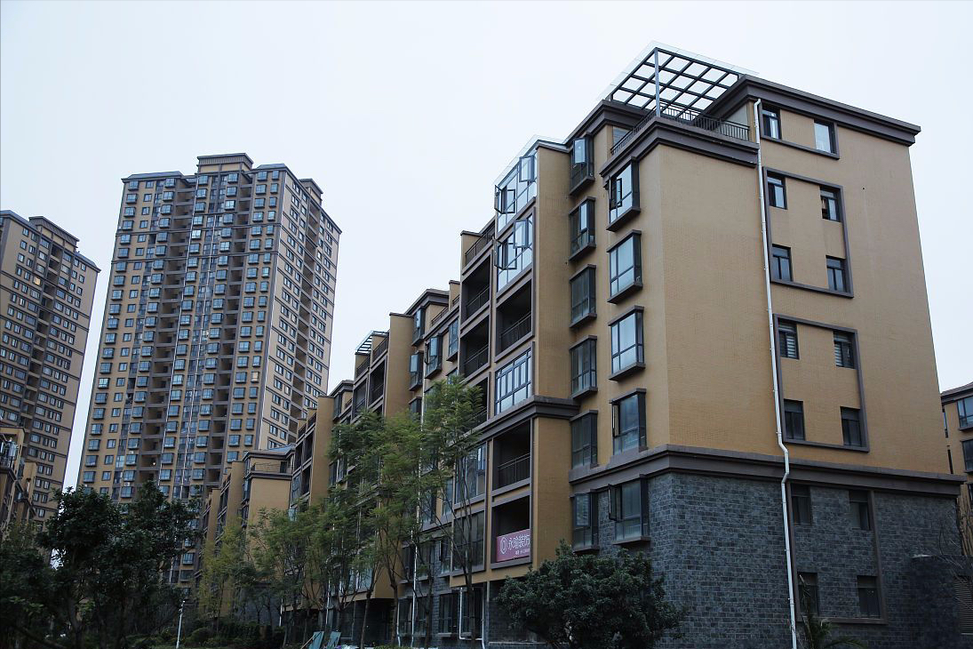 受够连廊房带来的痛苦，一家人坚持选楼梯房，入住后感觉真舒适
