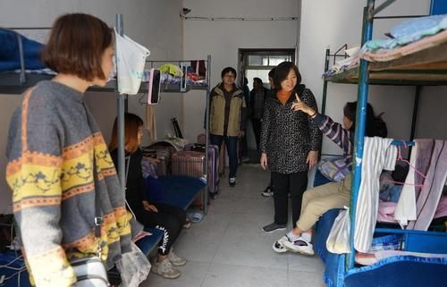 “后悔让儿子住校”，一位初三家长的心里话，说出寄宿的现实危害