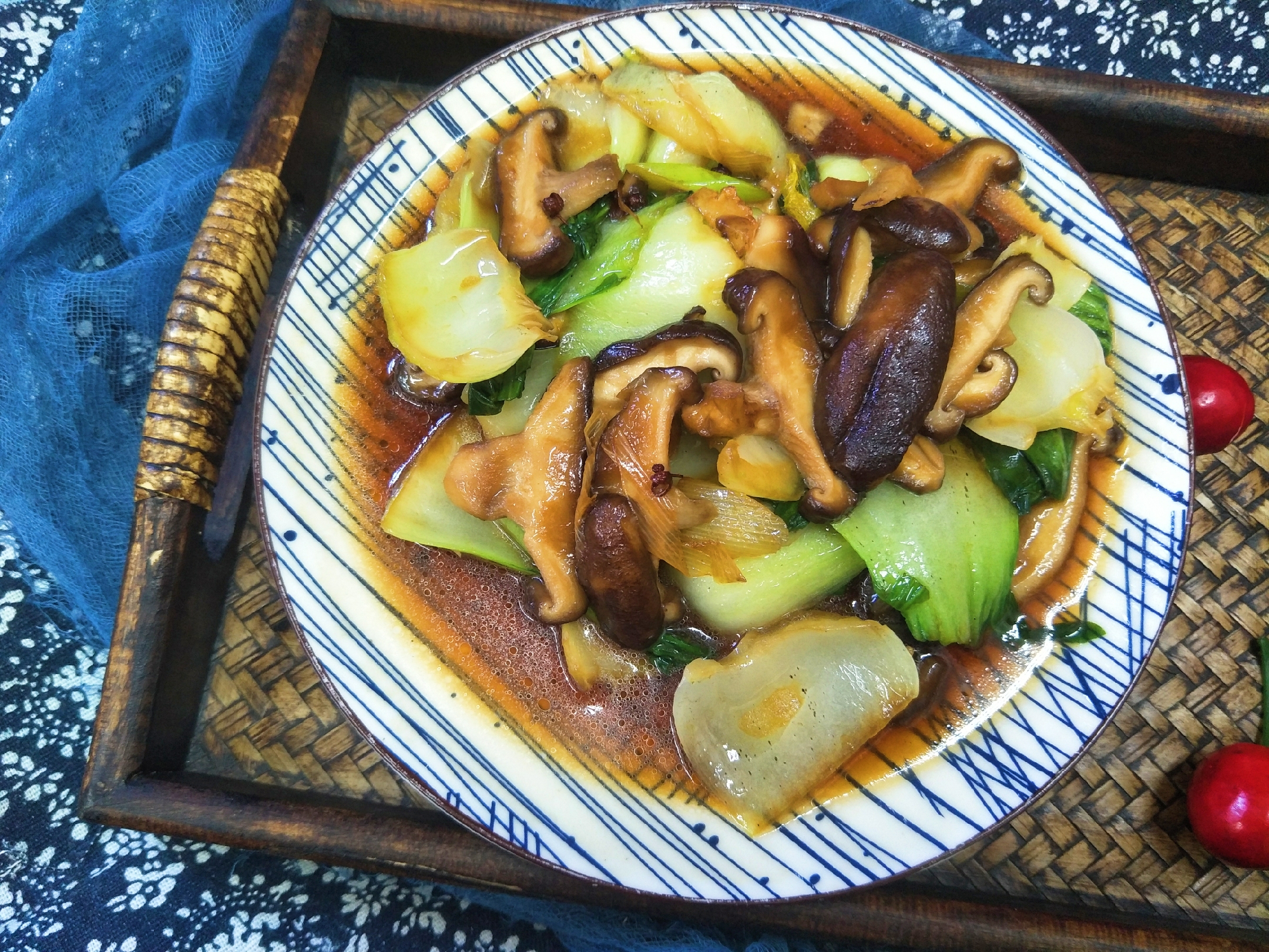 油菜香菇怎麼炒好吃(香菇炒油菜)