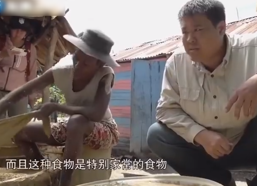 《青你3》粉丝“倒奶”事件，已被央视批评，商家和平台责任最重