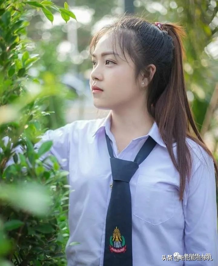 我要去老挝留学！老挝国立大学小姐姐们....太好看了