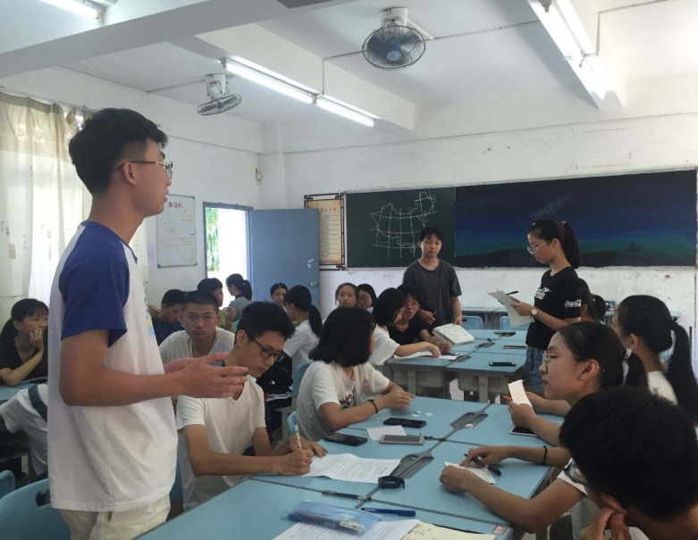 学生会这4个“岗位”含金量高，值得大一新生选择，对就业有帮助