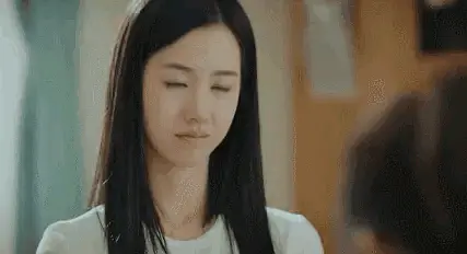 进娱乐圈的10位网红,有人演8部女主不火,有人身份横跨演员歌手