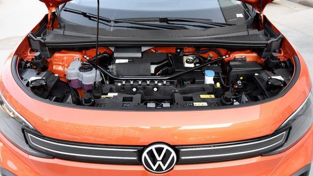 一汽-大众ID.6 CROZZ正式上市 20万出头可以买到这个大块头算是值了