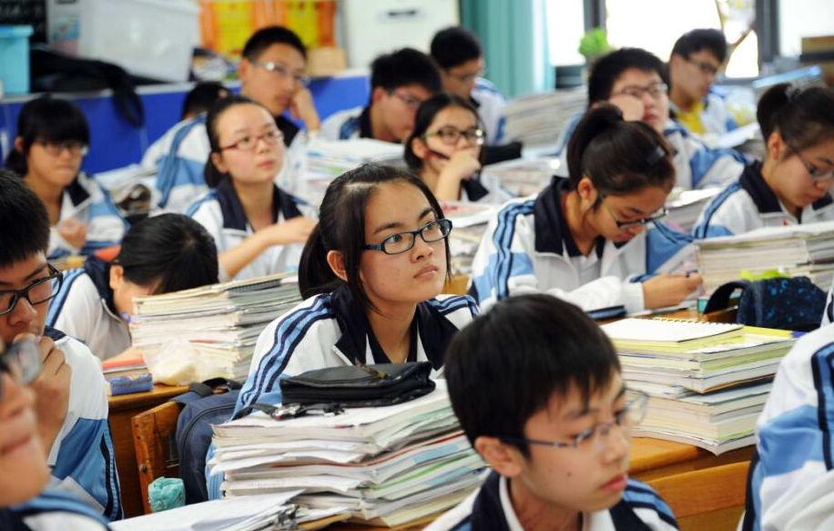 2021中考，学生成绩如果高于这个分数线，普高基本稳了