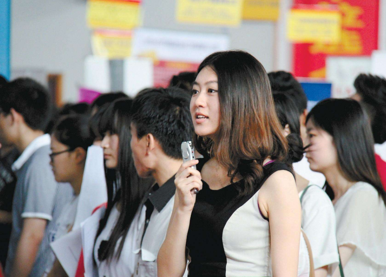 大一新生开学后要迁户口吗？辅导员给出答案，这一类学生最好别迁