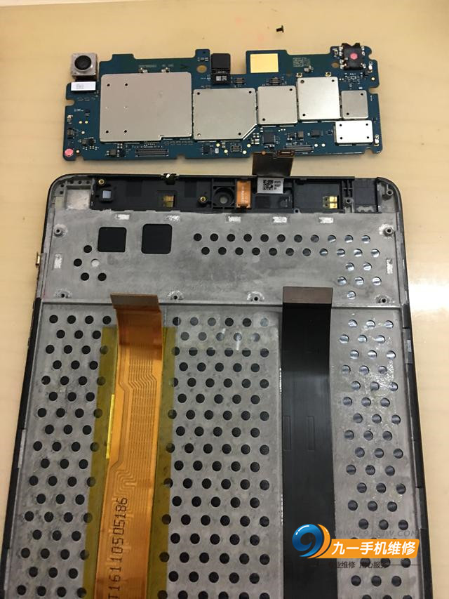 昆明小米售后维修网点手机维修价格 小米手机换屏幕拆机教程