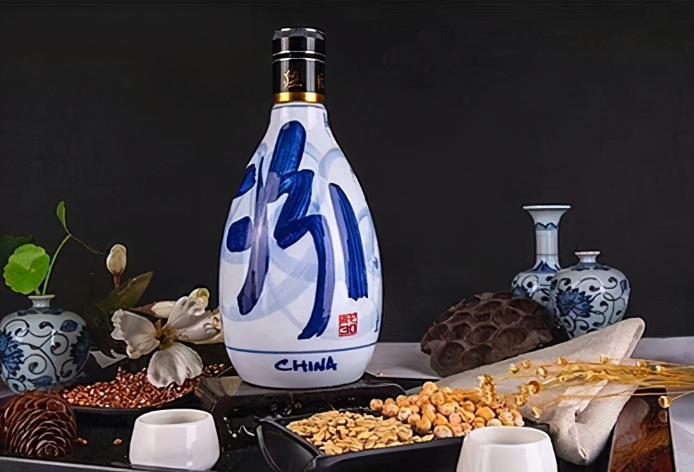 酒问｜白酒的一线、二线品牌都有哪些？看完以后送礼心里有数了