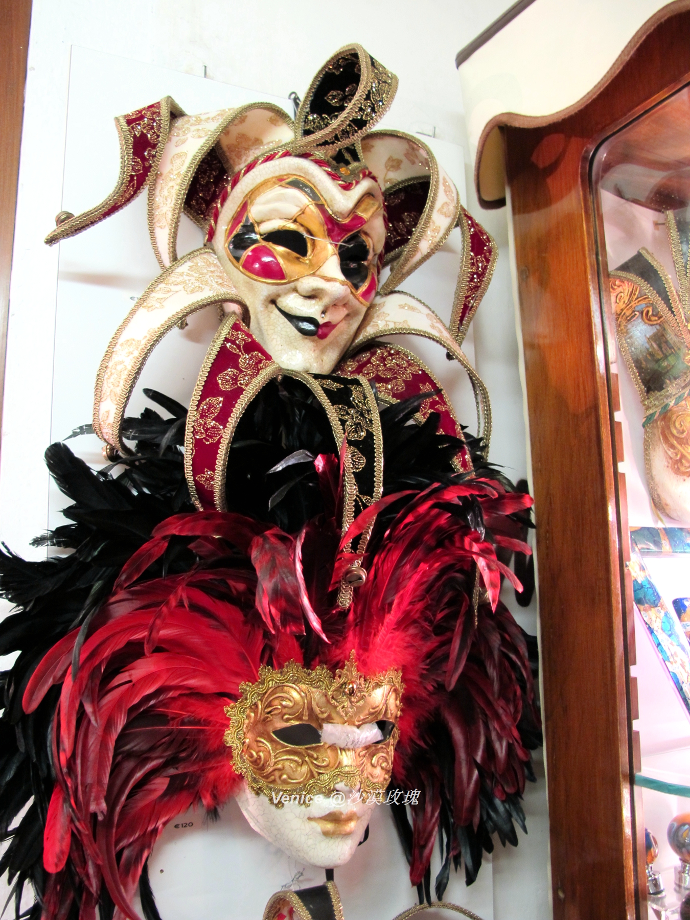 威尼斯面具(威尼斯狂欢节面具大盘点,最怪异的竟然曾是医生的"口罩")