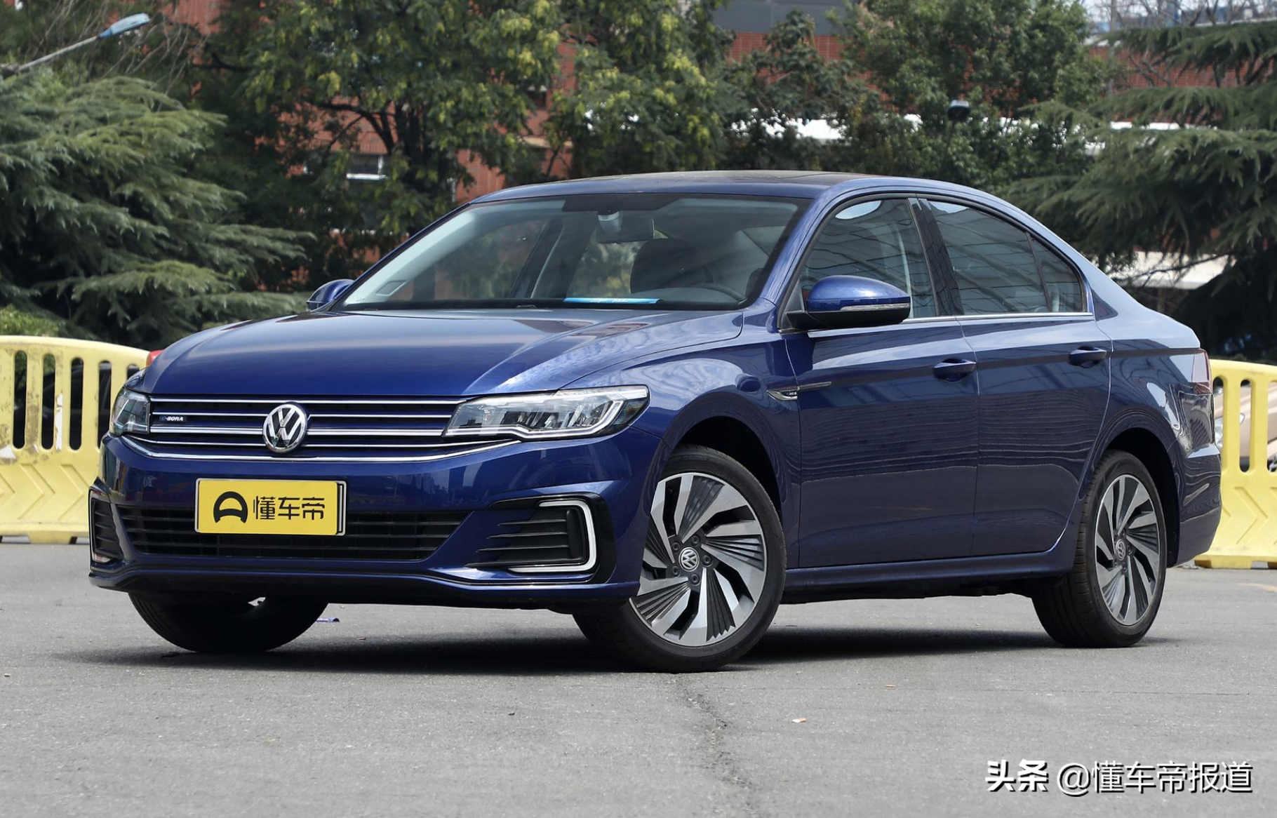 新车 | 售13.58万元起，一汽-大众新款宝来·纯电上市，续航里程提升