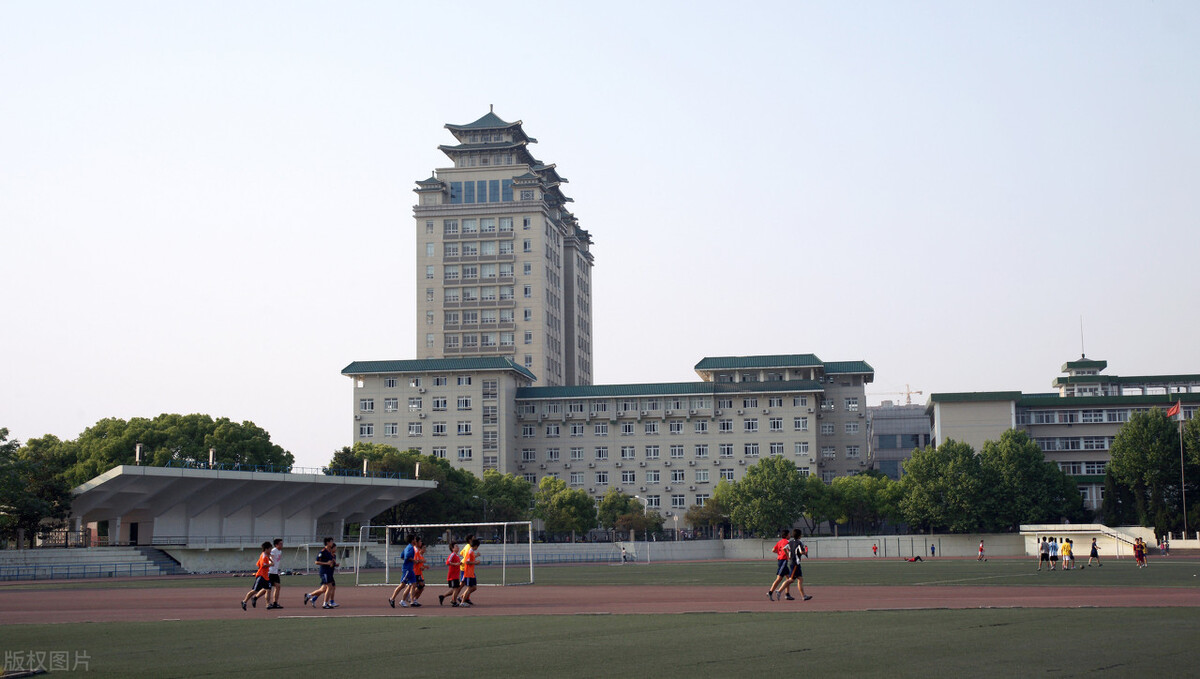 艺考录取分析这6所大学实力不一般，招生广名额多关键是成绩还低