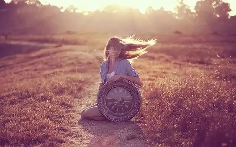 生活中太多无奈的句子 写给心累崩溃的自己图片