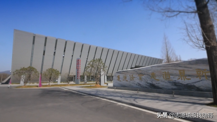 我国这所知名大学！国内了不得的“行业龙头”，就业率超高