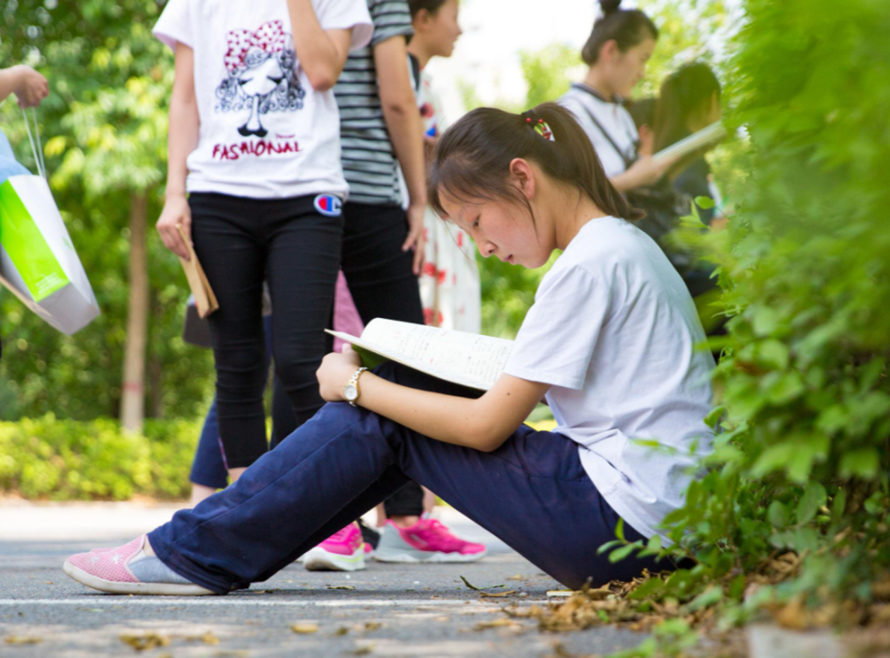 2021年高考，数学试卷难度大吗？考生的回答让家长感到“崩溃”