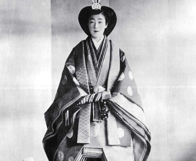 美智子：被婆婆良子高压统治41年，晚年化身恶婆婆，折磨儿媳雅子