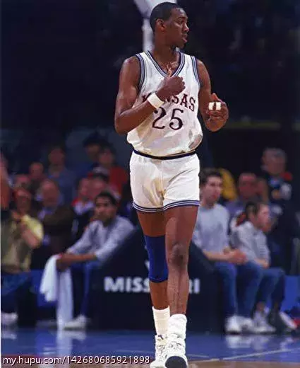 ZT:NCAA篮球名校巡礼(4)教父堪萨斯