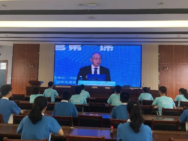 晋城科协搭桥牵线，成就二中学子科技梦想——山西省晋城市第二中学优秀学生参加青少年高校科学营