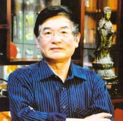 高考作文得6分，却被四川大学破格录取，大学教授被他气到辞职