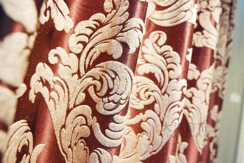 从敦煌唐代壁画中的卷草纹饰,谈卷草纹饰在古代服饰中的艺术发展