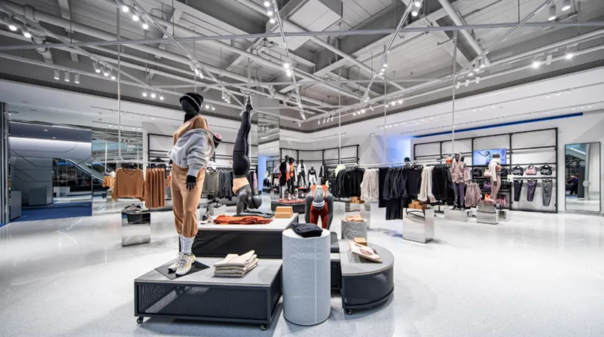 时尚门店新观察：Nike新店“一大一小”透露出什么重要趋势？