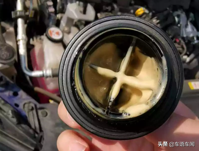 大众每年研发费用超千亿，为何依然烧机油？其实原因很简单