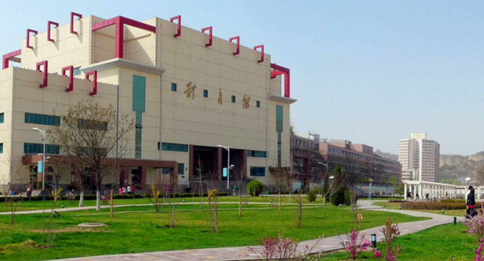 甘肃改名最成功的二本，改为“大学”后校名很霸气，却被吐槽