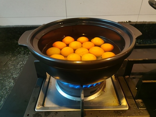 超级有效的止咳食物—冰糖金桔的做法
