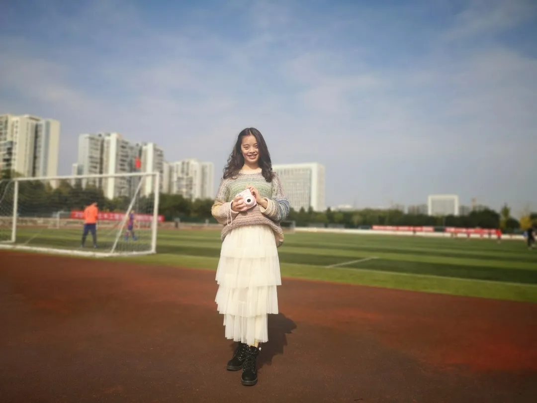 四川美女学霸：手握9项奖学金，绩点综测双第一，如今还保研985