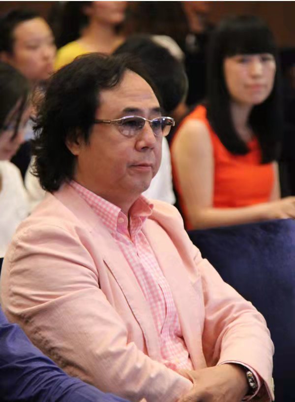 李云迪嫖娼被抓人生尽毁，郎朗娶妻生子事业兴旺，一文说明原因