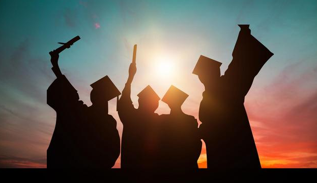 降分至148分，仍缺近9000名生源，民办大学遭遇寒冬