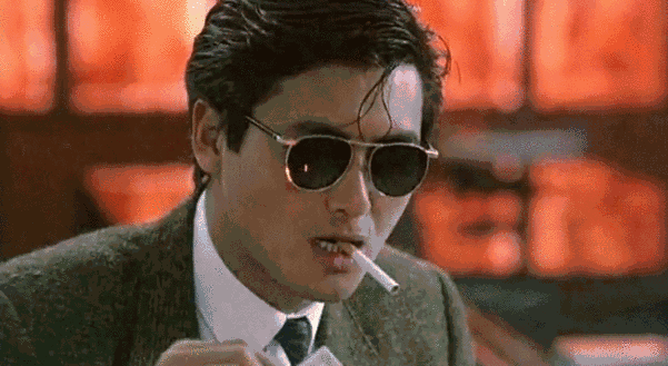 “周润发前妻”余安安，曾替夫还债谈小22岁男友，今吃止痛药捞金