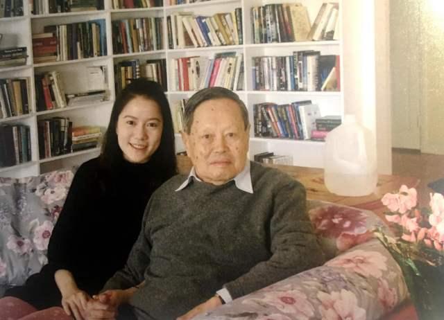 翁帆是否真的怀孕了翁帆怀孕大肚照