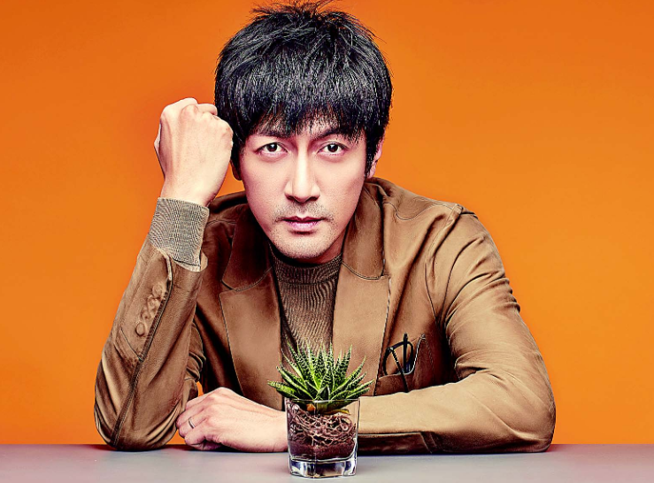 毕业于清华北大的明星，李健撒贝宁意料之中，马丽叫人惊喜