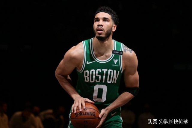 为什么nba球员国际赛场不行(12中4！10中3！NBA风生水起，国际赛场形同虚设，美国队巨婴诞生)