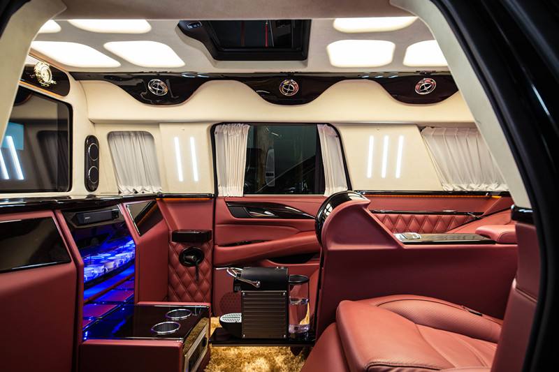 邵逸夫一生捐赠6000多座逸夫楼，为何有的“逸”字少一点