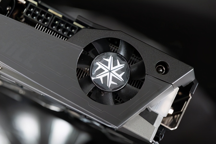 2021年度巨献：NVIDIA RTX 3080显卡横评 中
