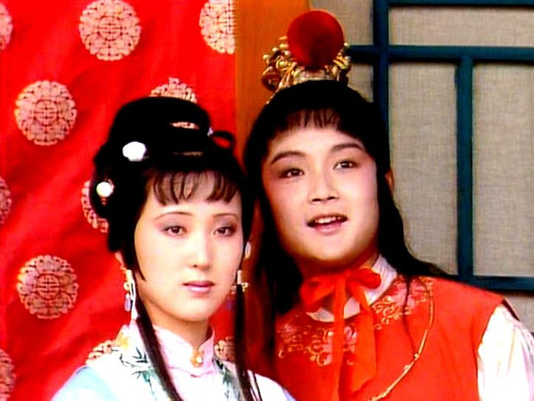 读朱自清《背影》，父爱如山的感动泪如雨下，敢问孝在何方？