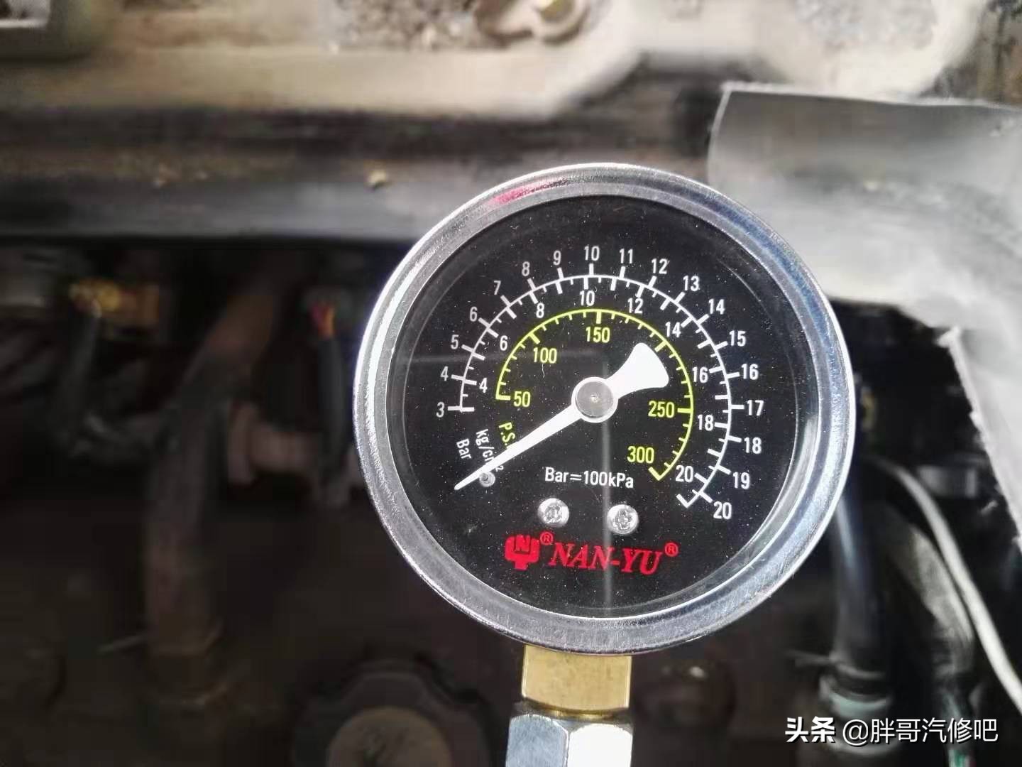发动机怠速严重抖动，排气突突，动力不足，胖哥拆解分析
