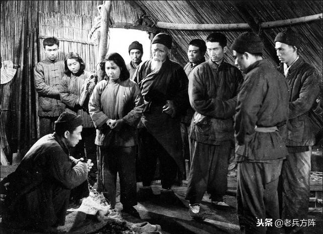 1954年国产老电影《淮上人家》经典剧照，花园口决堤的故事