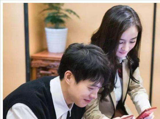 杨幂的豪放情史：征服3名男星，成为50亿资本大佬，自称前任人脉