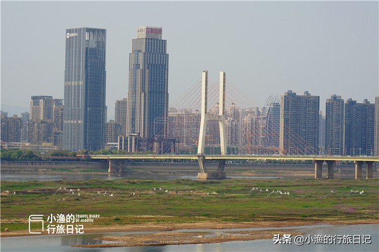 这座省会城市很适合穷游，许多景点都免费，米粉6块钱一碗