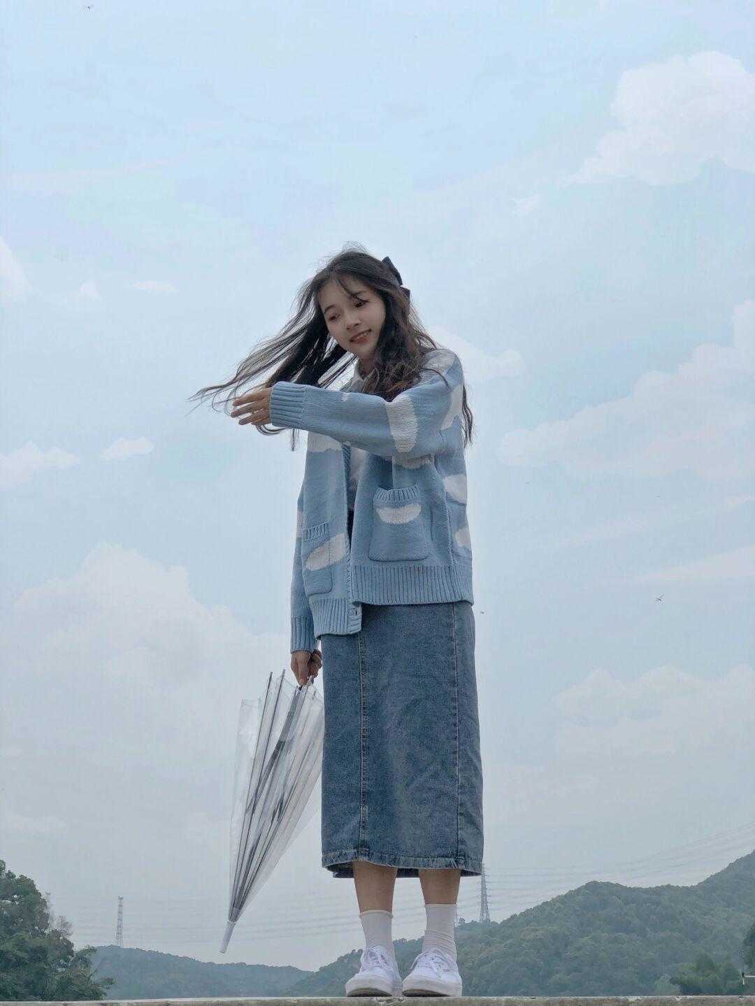 维杰色纺：秋冬毛衣外套竟然这么美！搭配半身裙和牛仔裤，保暖时尚
