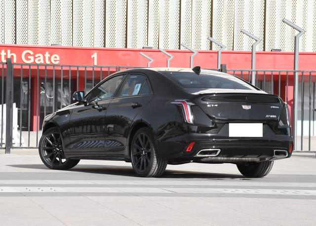 上班族手握20多万预算，可考虑这3款车型，开出去面子里子都有