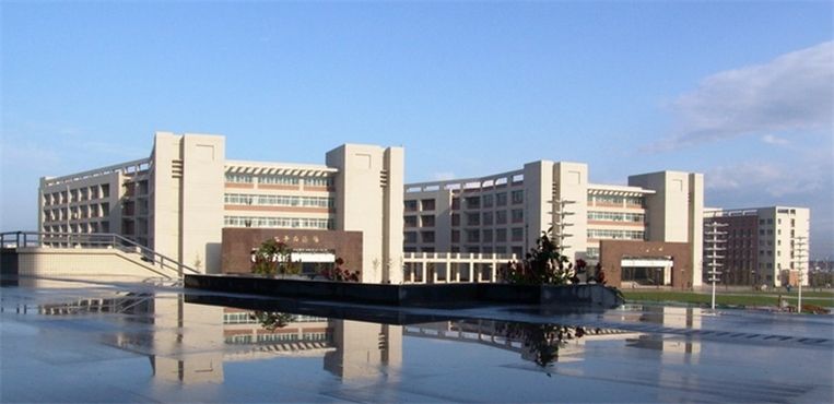 互联网行业爆火，选这4所“IT”类高校，就业前景不输两电一邮