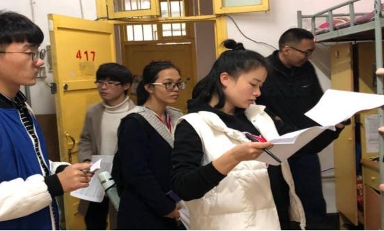 大学辅导员每月能赚多少钱？真实工资条流出，难怪博士也想当导员