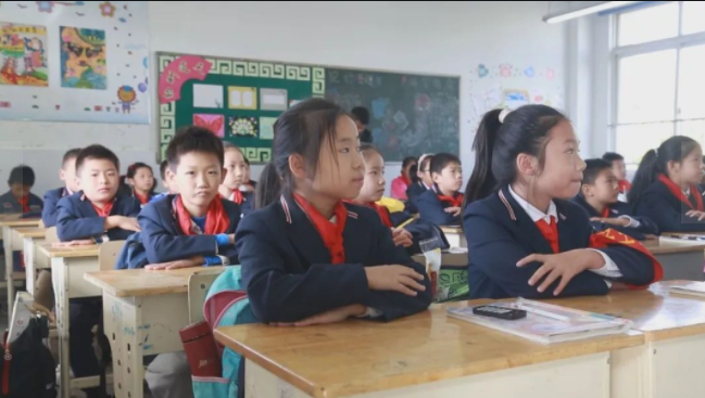 教育部最新通知，中小学上课时间即将调整，身体是革命本钱